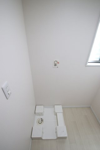【設備】 | 堺市東区北野田215-11貸家 | 室内洗濯機置場