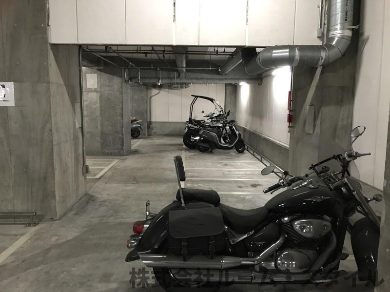 パークシティ武蔵小杉ミッドスカイタワーの駐車場|バイク置場