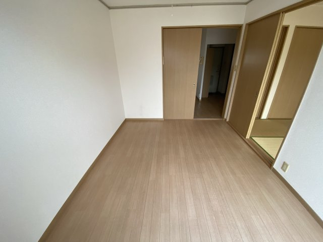 エステートピア白浜Ⅰの寝室