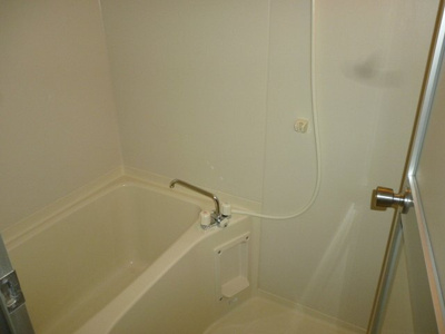 【浴室】 | クレイドル | お風呂で日々の疲れを落としましょう