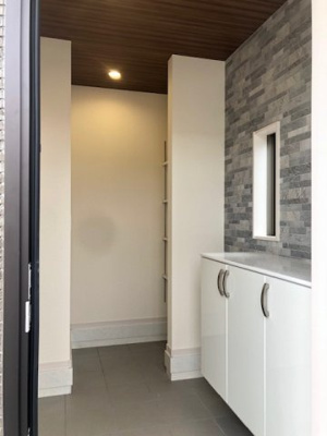 【内観：施工例】 | 池田市旭丘3丁目新築戸建