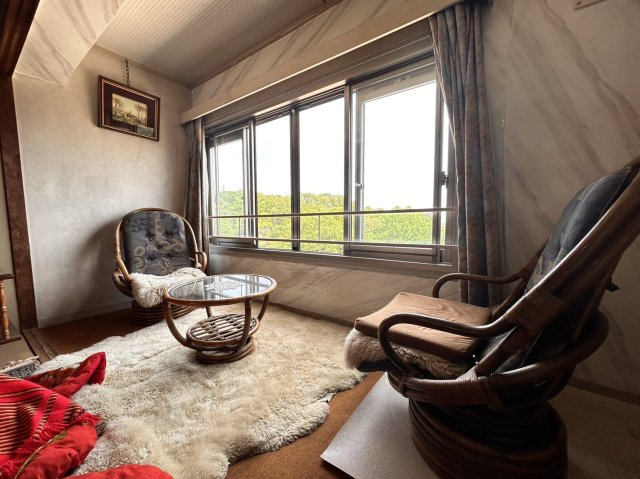 ハイツ一王山 A棟のその他|サンルームは部屋干しのスペースとしてお使いいただけますが、読書を楽しんだりするスペースとしてもお使いいただけます！