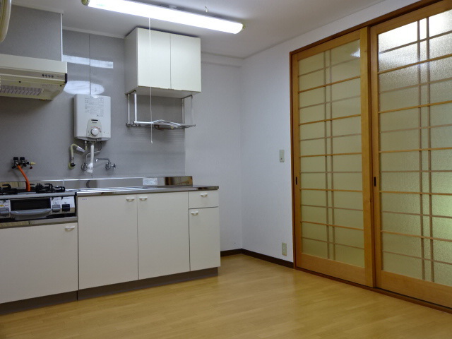 グリーンハイツ北平野の居間・リビング