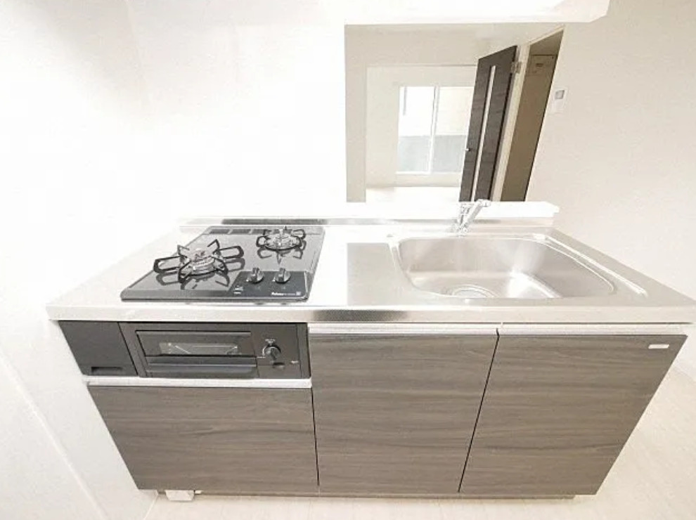 札幌市中央区南二十二条西8丁目　一棟マンション　築4年のキッチン
