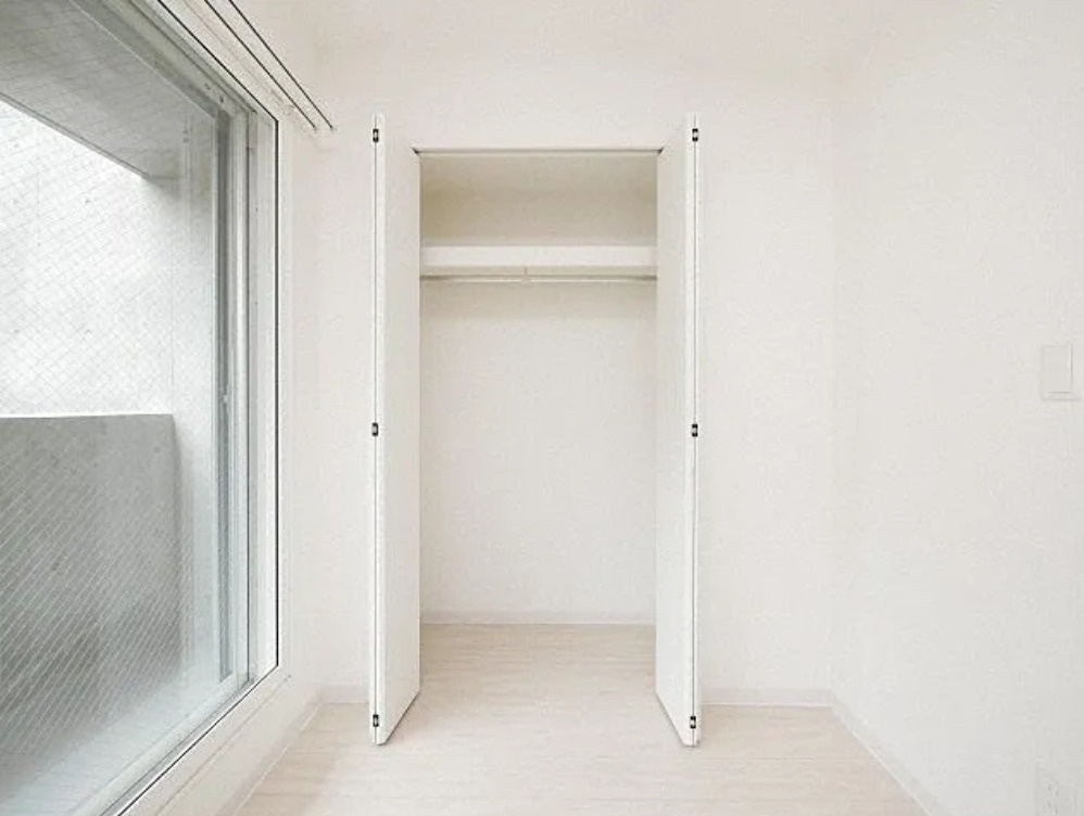 札幌市中央区南二十二条西8丁目　一棟マンション　築4年の収納