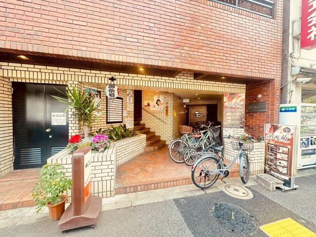 リレント日本橋のエントランス