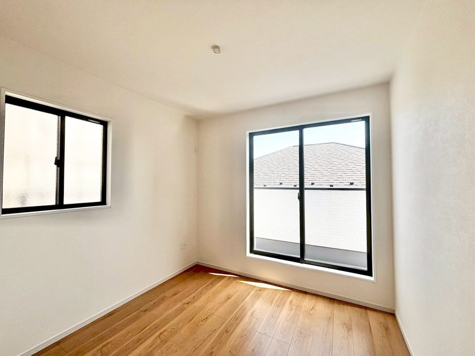 Terrechez　緑区黒沢台3期　全3棟　新築戸建の洋室