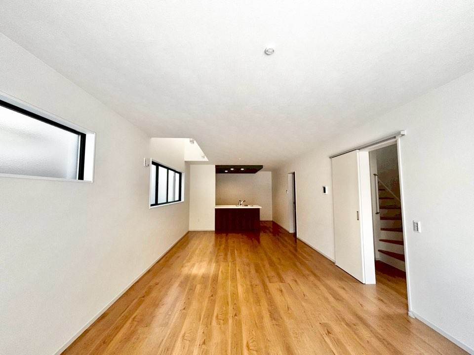 Terrechez　緑区黒沢台3期　全3棟　新築戸建の居間・リビング