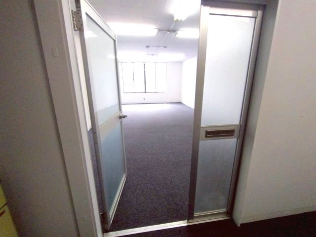 吉野屋ビルの内装