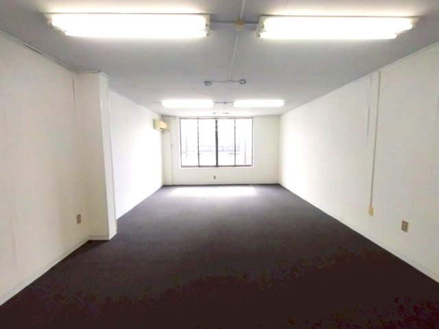 吉野屋ビルの内装