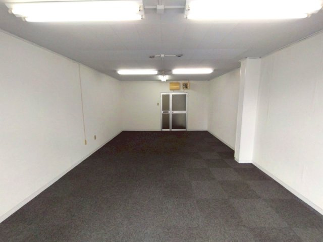 吉野屋ビルの内装