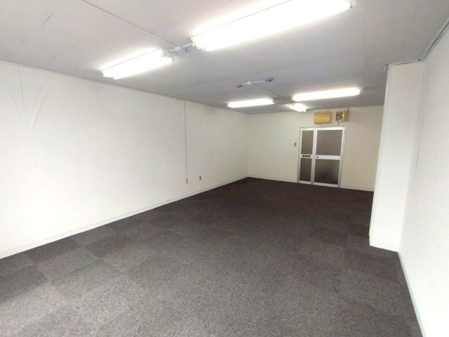 吉野屋ビルの内装