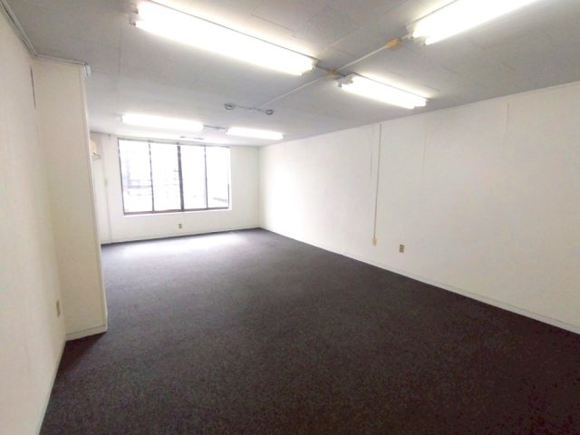 吉野屋ビルの内装