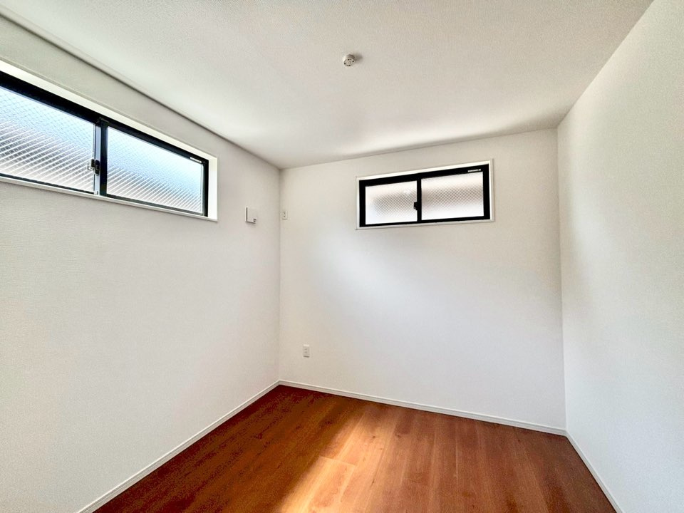 エルデ名古屋市緑区鳥澄2期　全2棟　新築戸建の洋室