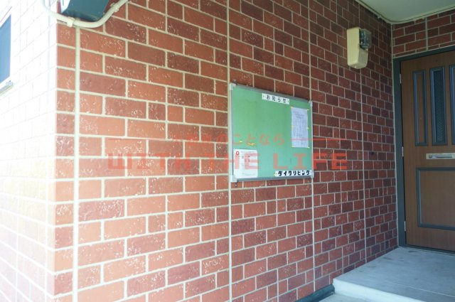 メルベーユ・ドミール【10，000円キャッシュバック対象物件】のロビー|落ち着いたロビーです