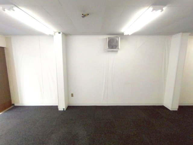 吉野屋ビルの内装