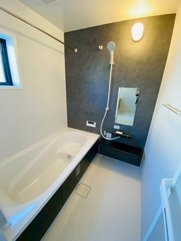 リーブルガーデン／東区戸島第11／の浴室