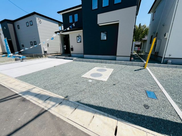 よかタウン／東区戸島西7丁目3期／１０号棟の駐車場