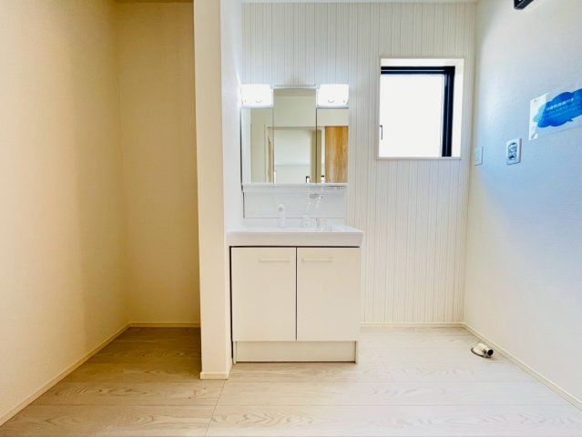 よかタウン／東区戸島西7丁目3期／１１号棟の脱衣所