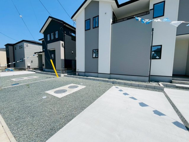 よかタウン／東区戸島西7丁目3期／１１号棟の駐車場