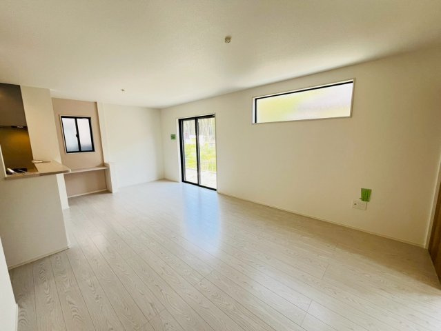 よかタウン／東区戸島西7丁目3期／１１号棟の居間・リビング