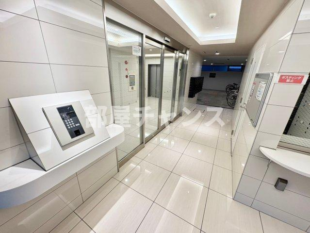 アレーヌコート金山のエントランス