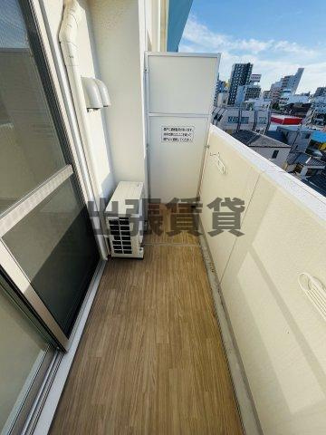 ジュール亀島のバルコニー