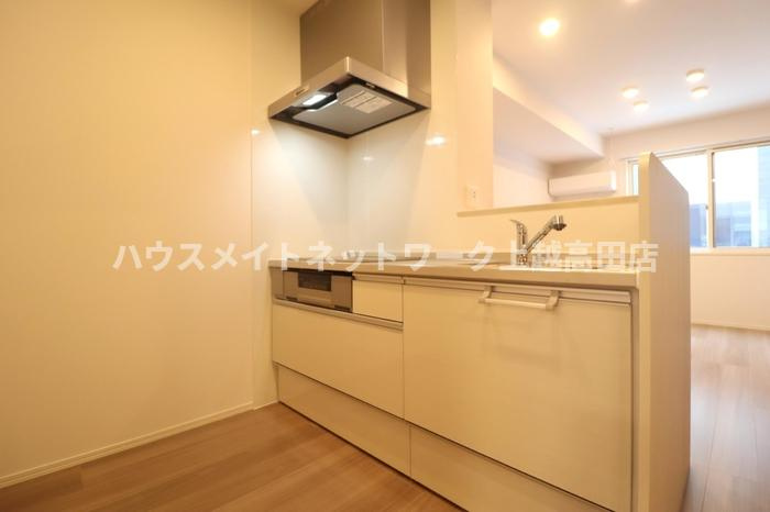 ノーブル スクエア Ｃのキッチン|対面式キッチン