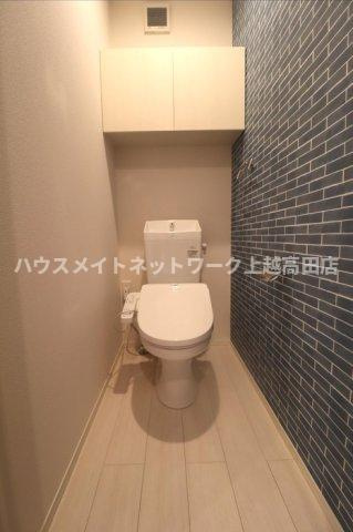 ノーブル スクエア Ｃのトイレ|温水洗浄便座