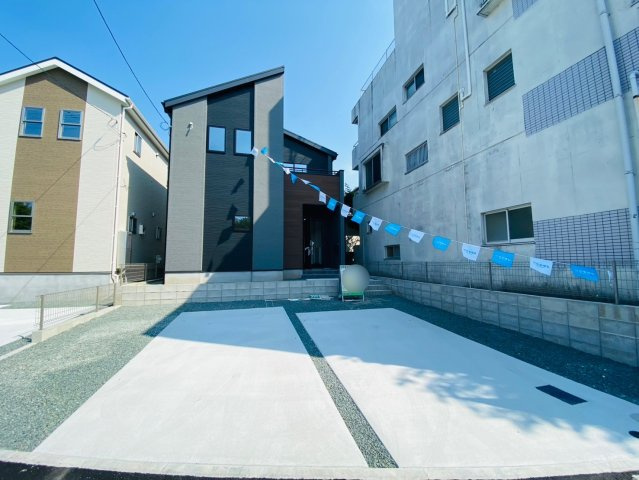 よかタウン／中央区渡鹿7丁目１期／１号棟の駐車場|駐車スペースは2台分