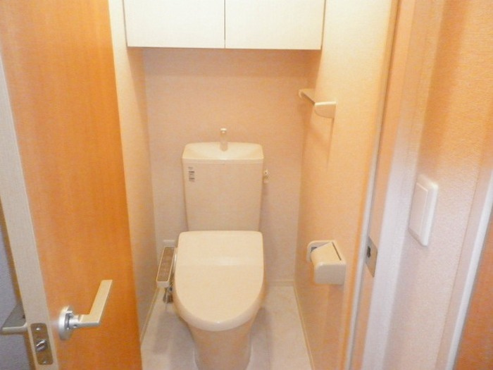 ラ・ベルデュールのトイレ|トイレ 温水洗浄暖房便座