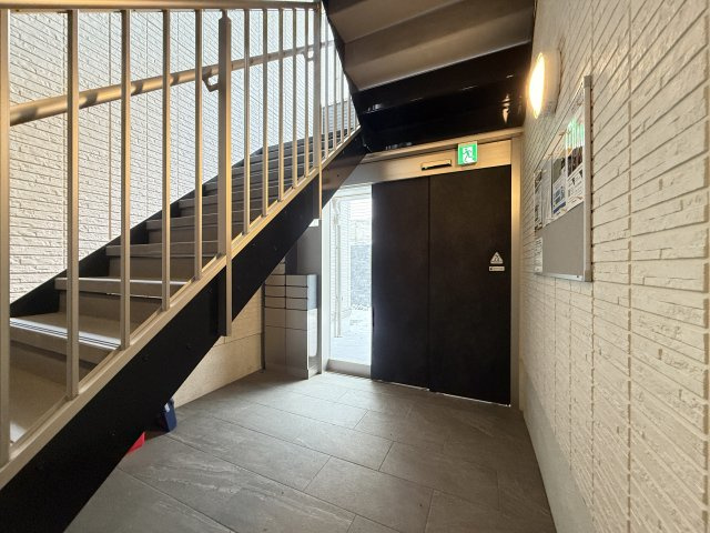 【ロビー】ラメゾン高羽町