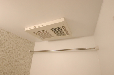 浴室乾燥機付き