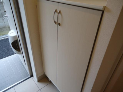 【玄関】 | メルヴェーユ新橋Ｃ | 玄関