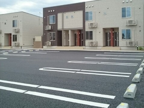 グランリーオ・Ｒ　Ⅶの駐車場|駐車場に車を止められます