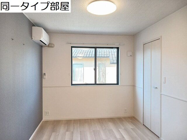 ラパン　ソワールⅡの内装|明るい室内です