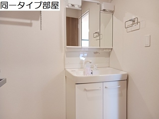 ラパン　ソワールⅡの洗面所|コンパクトで使いやすい洗面所