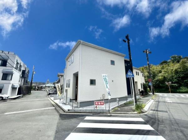 横浜市南区六ツ川２丁目の新築一戸建の前面道路含む現地写真|周辺環境も合わせてご案内させて頂きます！
お気軽にお問い合わせ下さい！