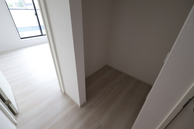 《仲介手数料無料》北区別所町13-14新築一戸建てリガーレの内装|撮影日 2025年9月4日 13:30 曇り