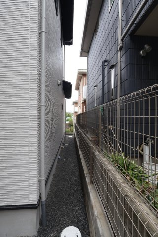 《仲介手数料無料》北区別所町13-14新築一戸建てリガーレの外観|撮影日 2025年9月4日 13:30 曇り