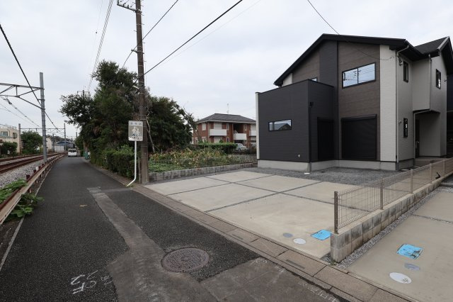 《仲介手数料無料》北区別所町13-14新築一戸建てリガーレの外観|撮影日 2025年9月4日 13:30 曇り