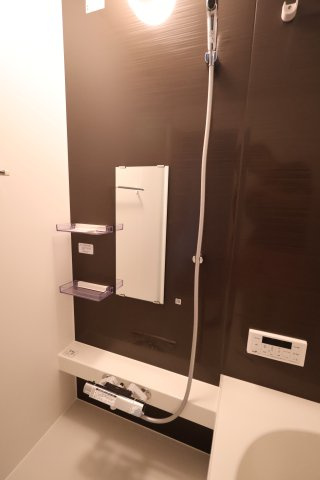 【浴室】 | 《仲介手数料無料》北区別所町13-14(2号棟)新築一戸建てリガーレ | 撮影日 2025年9月4日 13:30 曇り