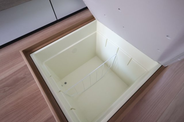 【キッチン】 | 《仲介手数料無料》北区別所町13-14(2号棟)新築一戸建てリガーレ | 撮影日 2025年9月4日 13:30 曇り