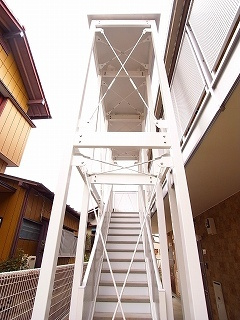 リブリ・パーシモンのその他