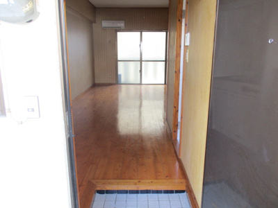 【玄関】 | メゾンクリスタル