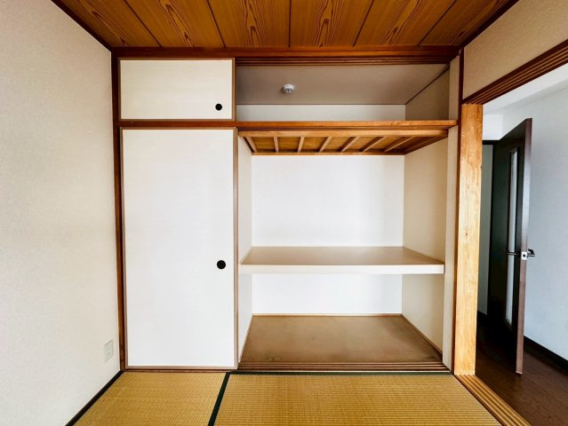 コープ野村　須磨・千守の収納