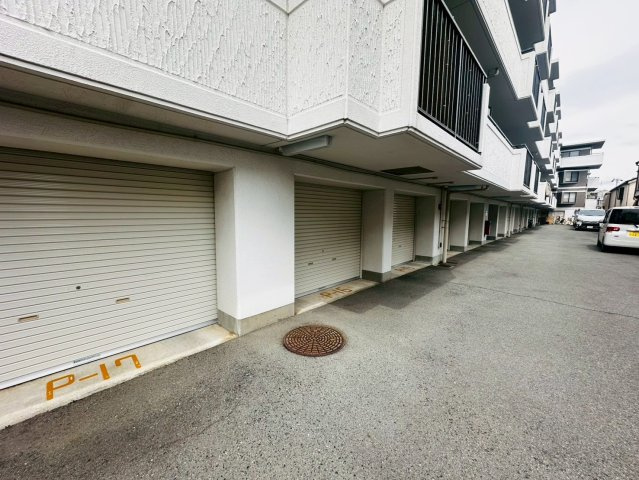 コープ野村　須磨・千守の駐車場