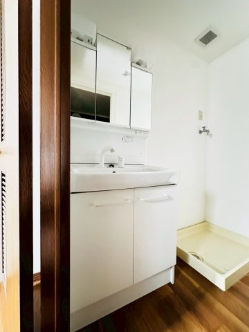 コープ野村　須磨・千守の洗面所