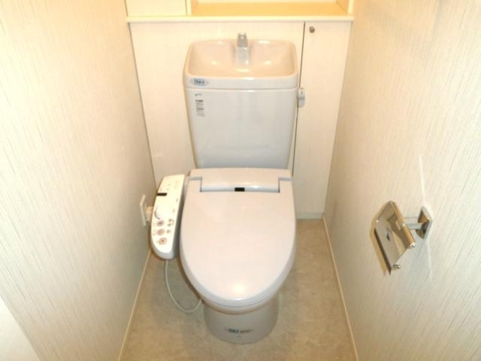 メゾンブランシュのトイレ|落ち着いたトイレです
