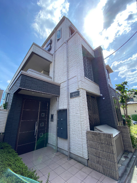 イリオスの外観